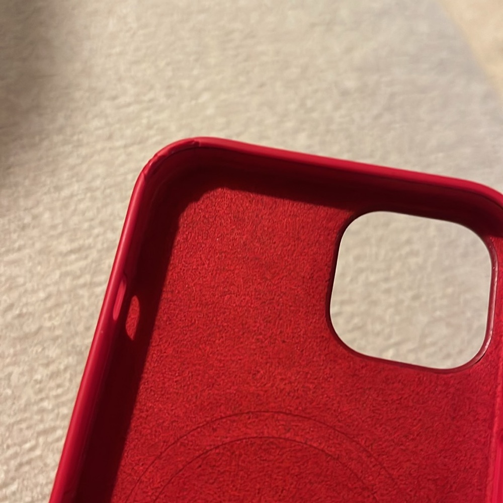 iPhone 13 Silicone Case (Red) - Picture 5 of 5